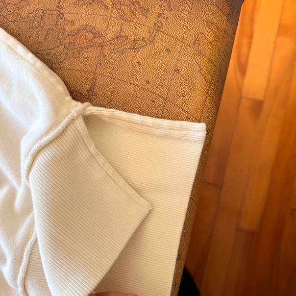 AE Big Hug Graphic Crew Neck Size Large - Picture 7 of 9